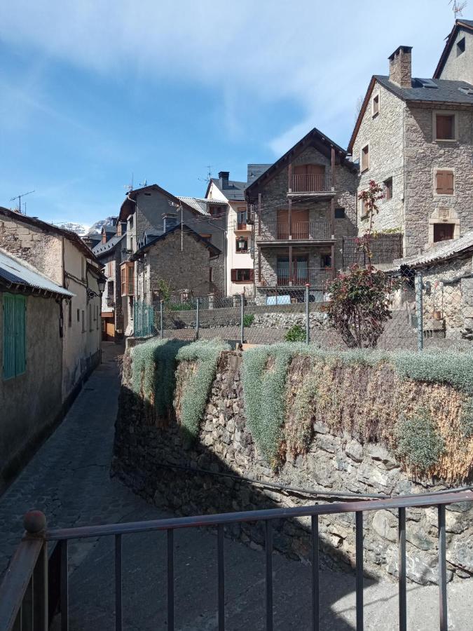 Apartamento Casa Leonora Пантікоса Екстер'єр фото